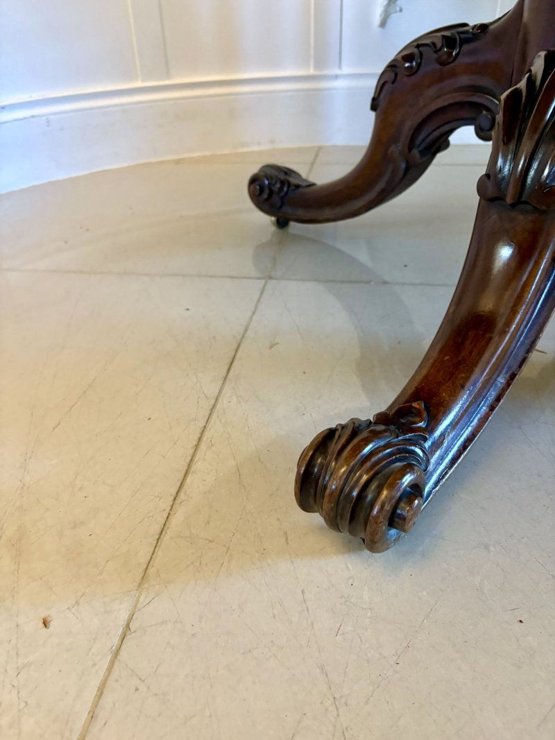 Outstanding Quality Antique Victorian Carved Rosewood Circular Dining Table - Image 16